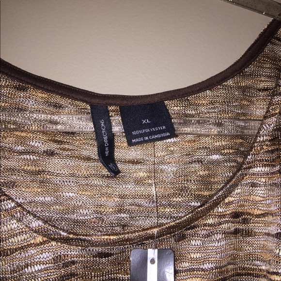 🛍New Directions Short Sleeved Blouse - Picture 2 of 3